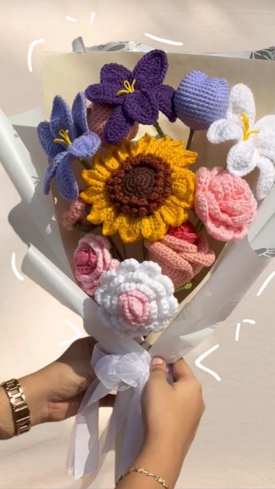 A finished colourful crochet bouquet
