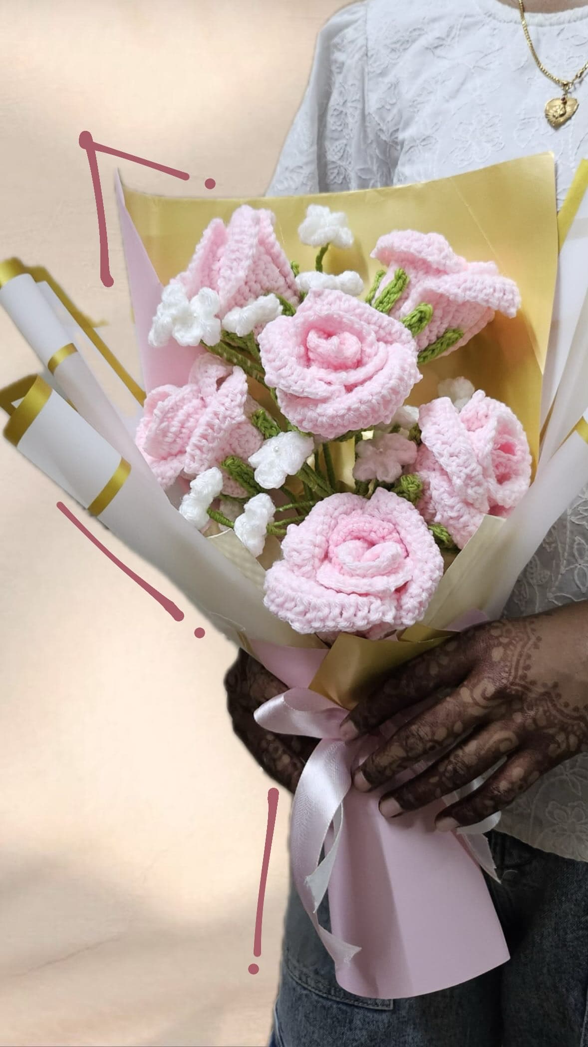 Pink crochet rose bouquet